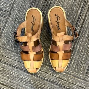 Free People clogs